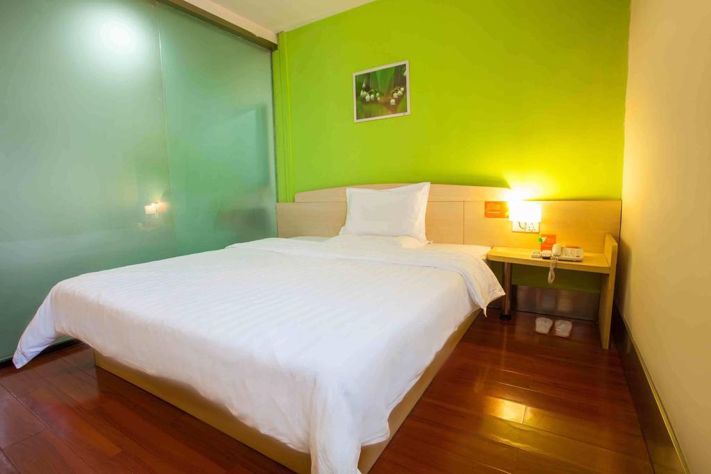 7Days Inn Chongqing Shapingba Pedestrian Street Exterior photo